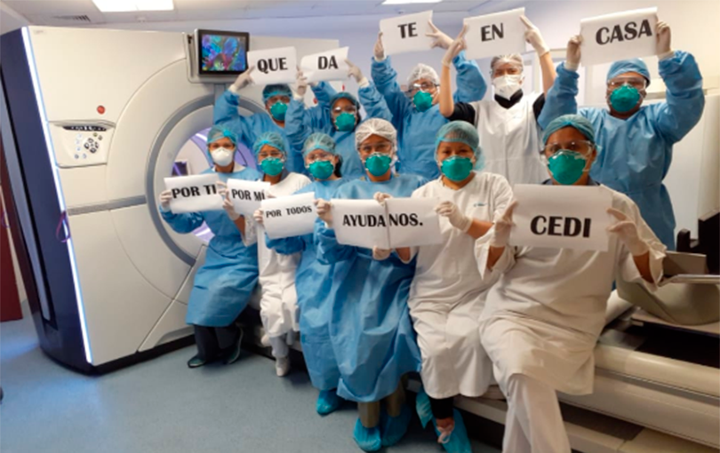 Equipo cirujanos
